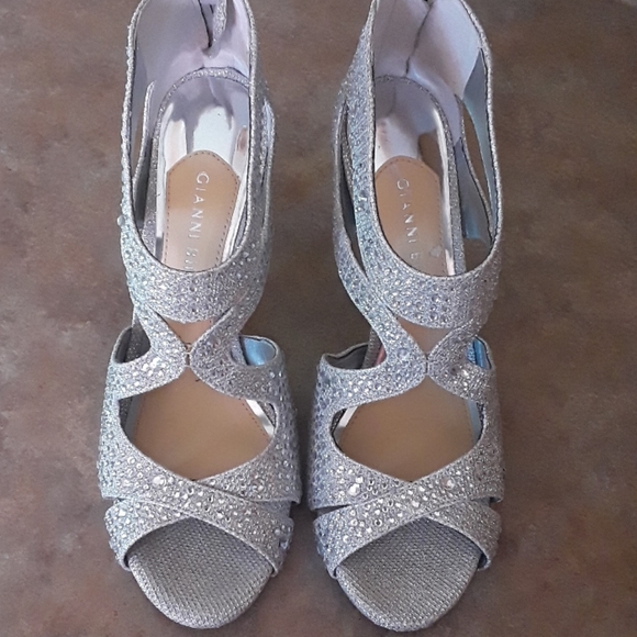 Gianni Bini Jewelled Heels - Picture 2 of 3